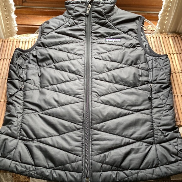 Patagonia Vest - Picture 2 of 7